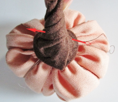 Blog-Inhaltsbild für 'Der Kürbis - die Halloweenzeit beginnt, das Erntefest ist da! Nähe Dir Kürbisse in allen Größen und Farben Nähanleitung Freebook Pumpkin'